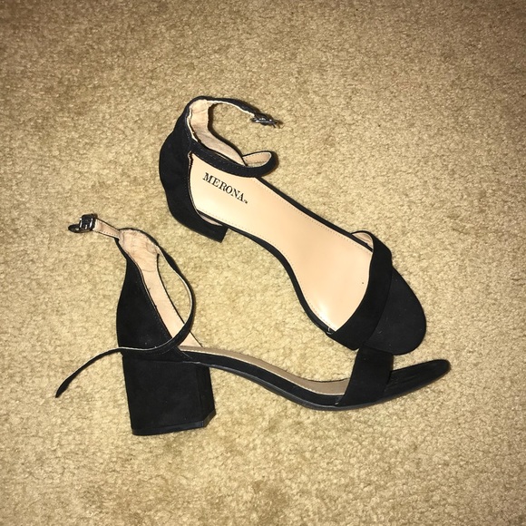 heels - Picture 2 of 2